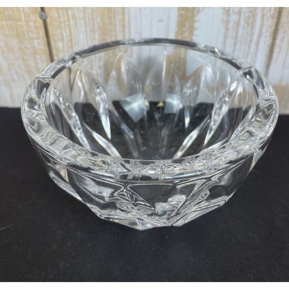Vintage Kosta Boda? Heavy Crystal Nut Bowl or Open Candy Dish 4.5"